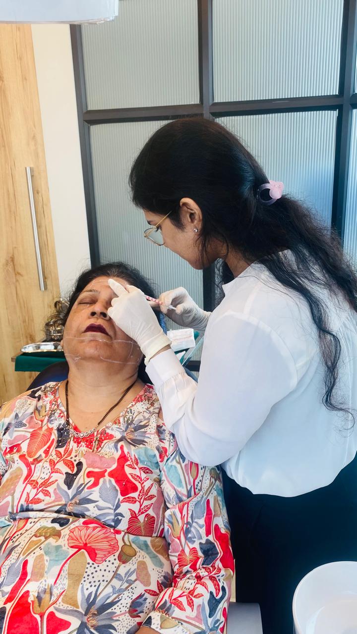 facial rejuvenation treatment with best dermatologist i.e. Dr. Meghana Rane in andheri west mumbai or at apolo clinic chakala andheri east mumbai